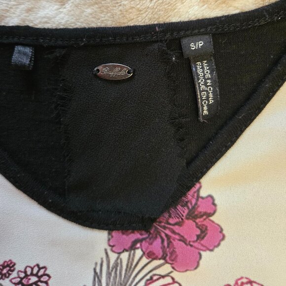 Buffalo Flowy Blouse - Size S (also fits M) - Picture 10 of 10